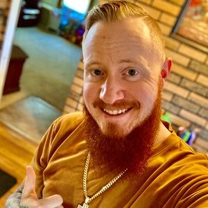 Meet your Posher, Posh